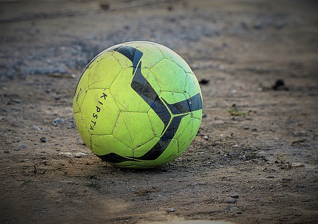 签下葡中混血伍小海推进归化 辽宁铁人中甲冲浪.