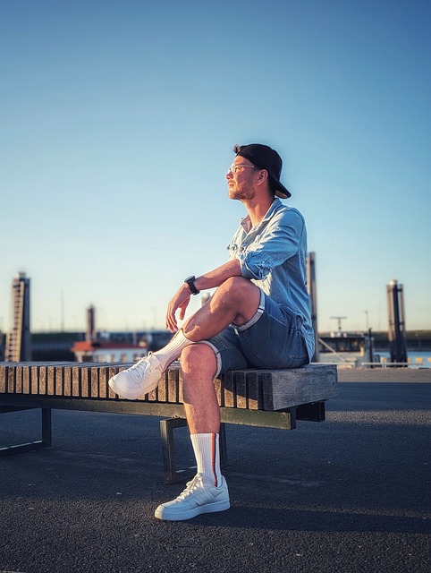 足球长期徘 足球长期徘